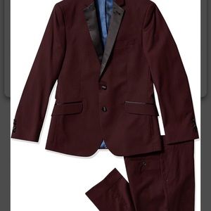 Men’s tux Burgundy